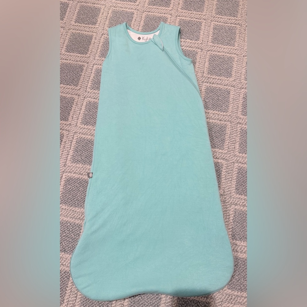 0-6. 1 tog. Kyte BABY Aqua sleep sack